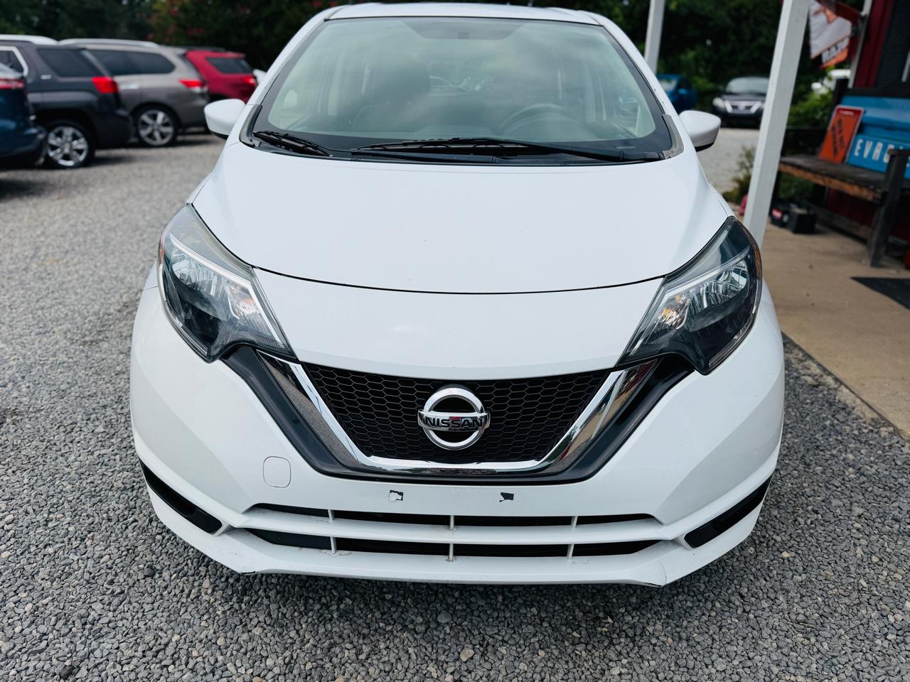 Nissan Versa Note SV CVT 2018
