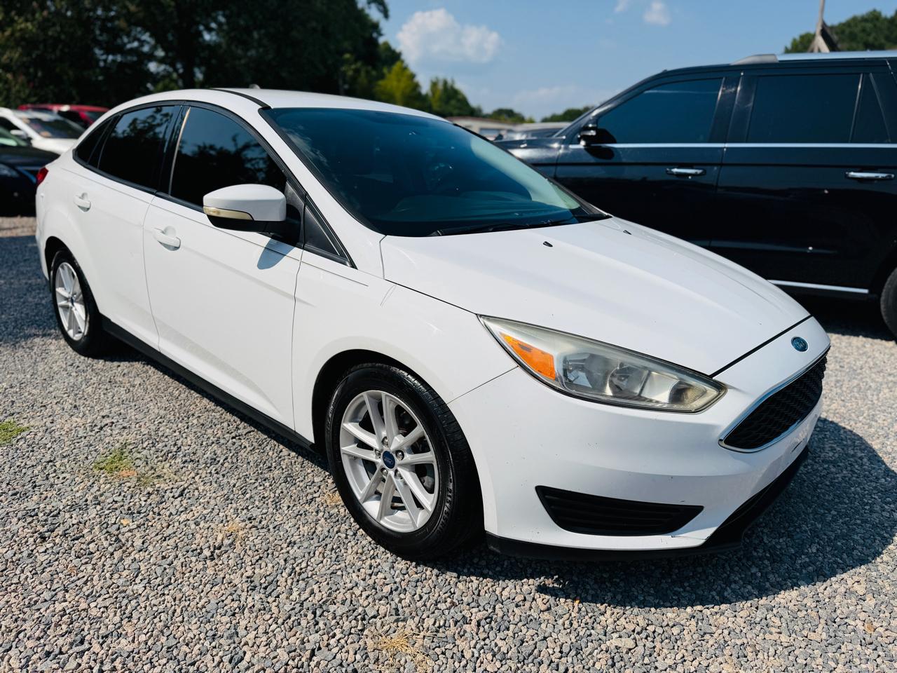Ford Focus SE Sedan 2017