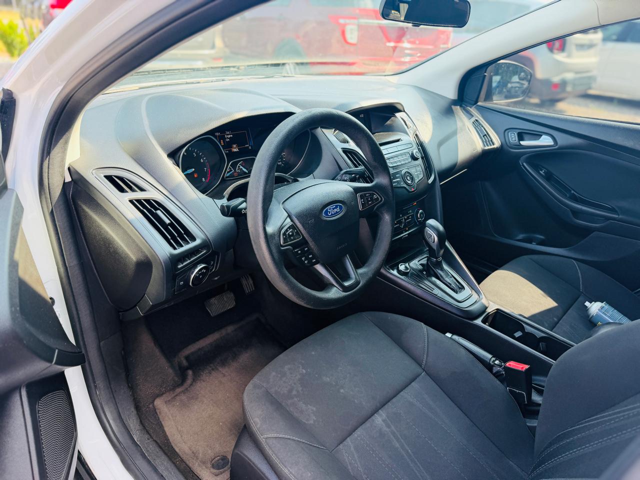 Ford Focus SE Sedan 2017