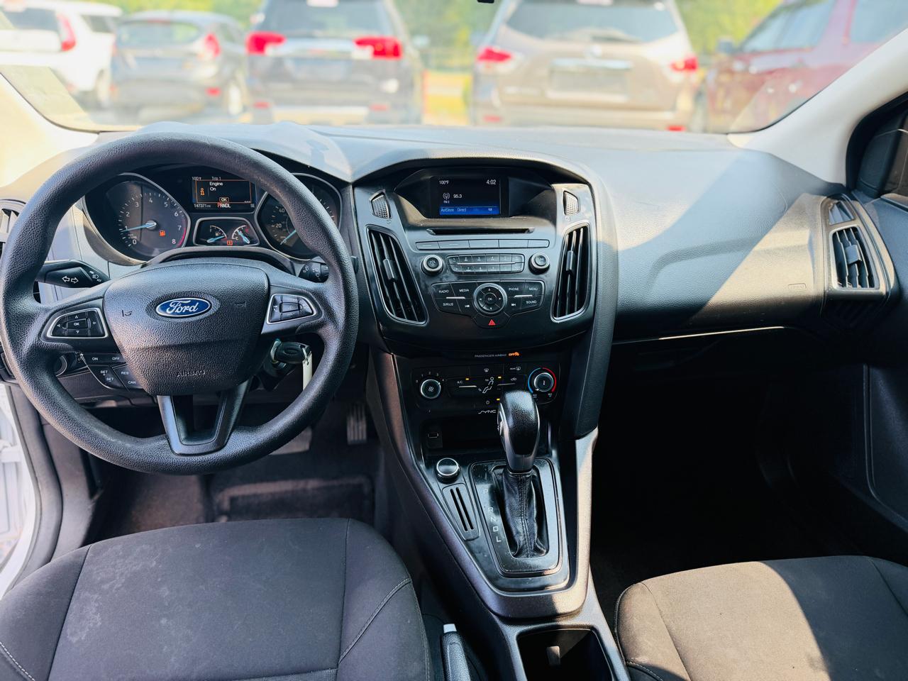 Ford Focus SE Sedan 2017