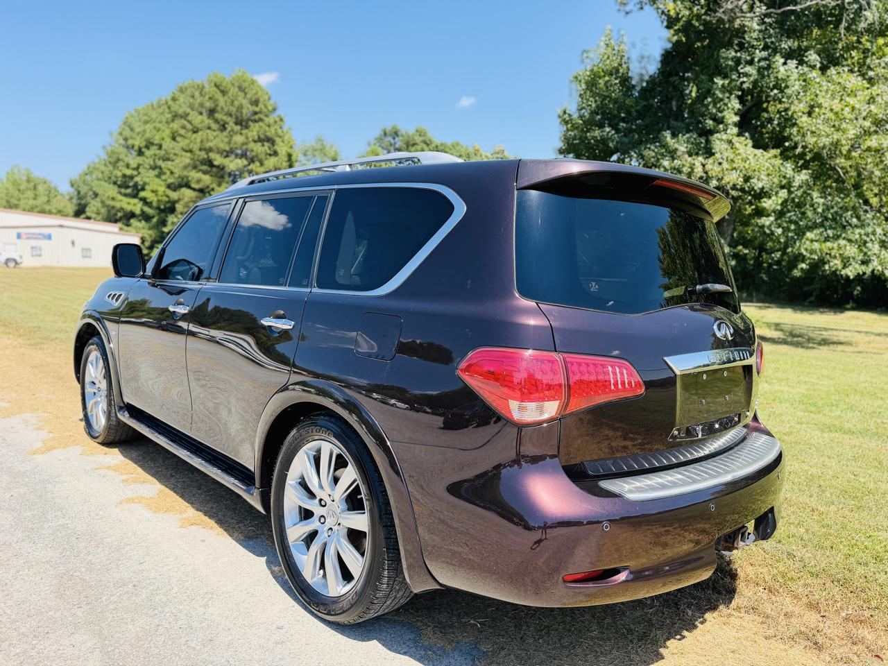 Infiniti QX80 4WD 4dr 2014