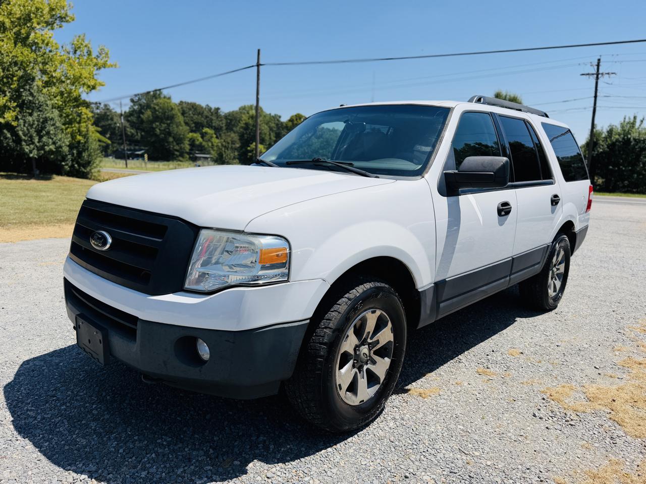 2014 Ford Expedition 4WD 4dr XL