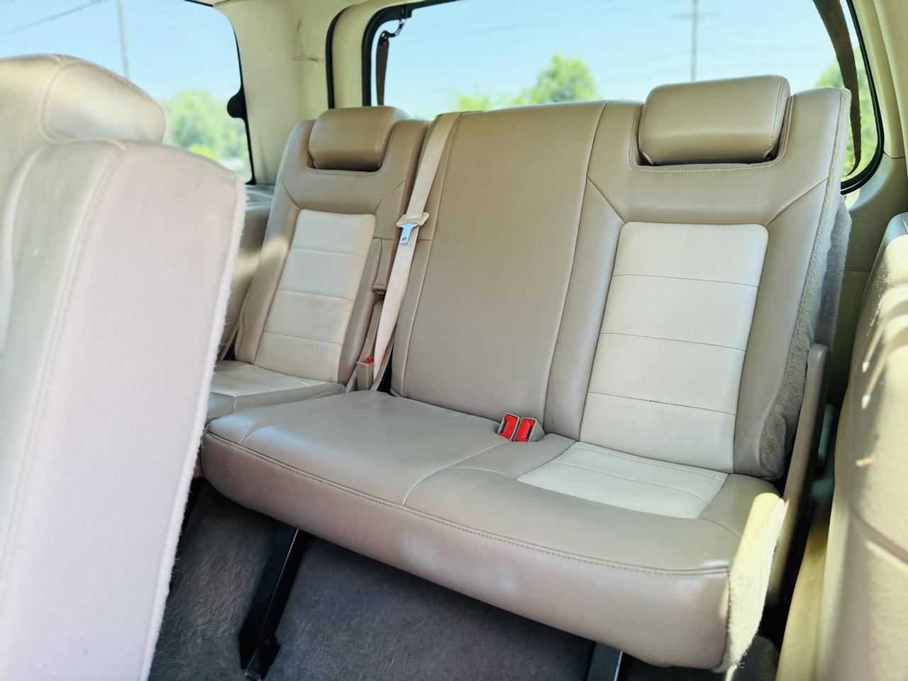 Ford Expedition 4WD 4dr XL 2014
