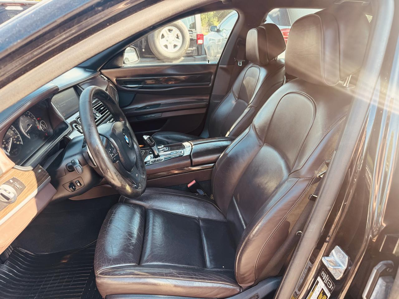 BMW 750Li, Alpina B7 photo 7