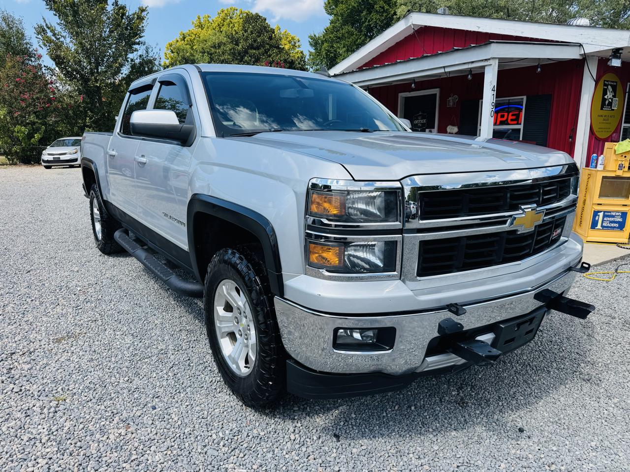 Chevrolet Silverado 1500 4WD Crew Cab 143.5" LT w/2LT 2015