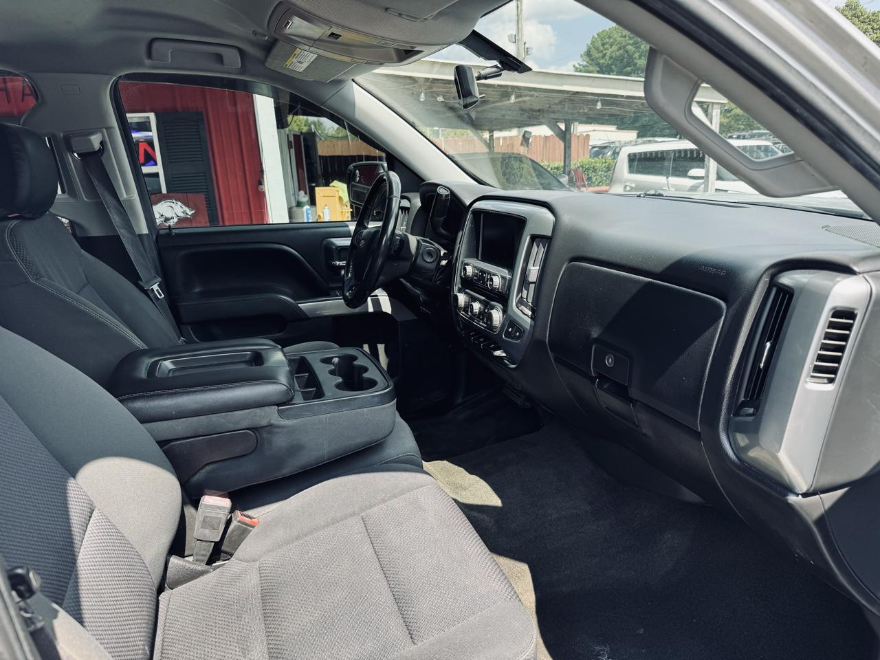 Chevrolet Silverado 1500 4WD Crew Cab 143.5" LT w/2LT 2015