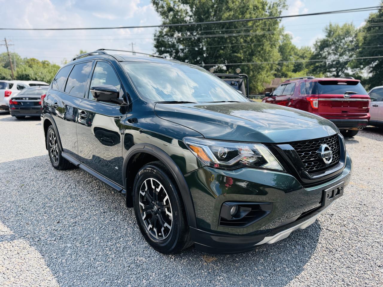 Nissan Pathfinder 4x4 SL 2019