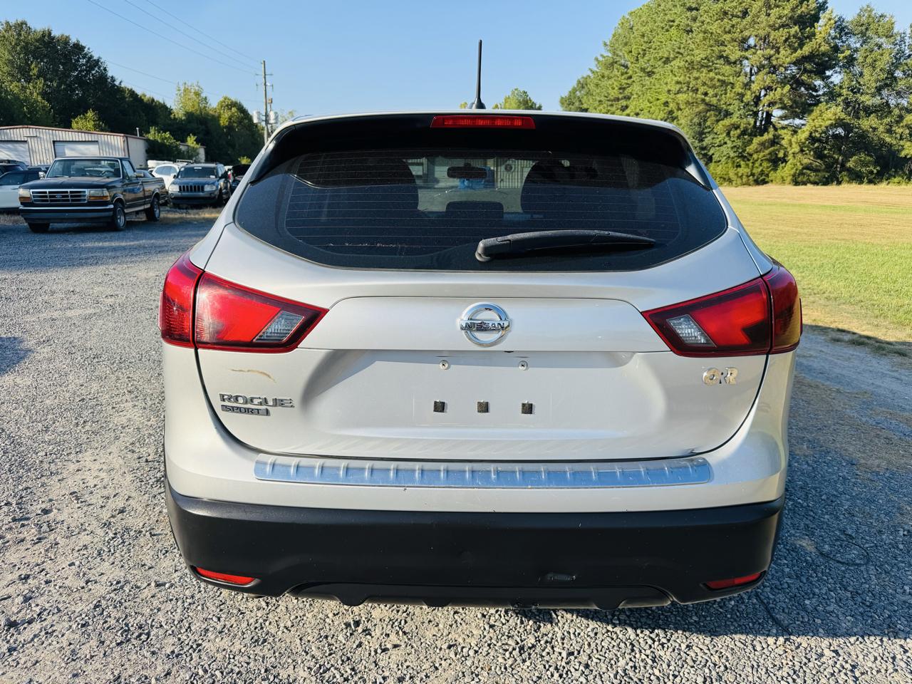 Nissan Rogue Sport FWD S 2018