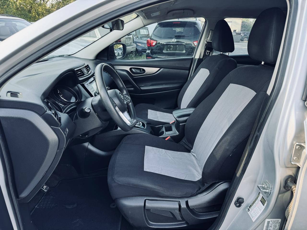 Nissan Rogue Sport FWD S 2018