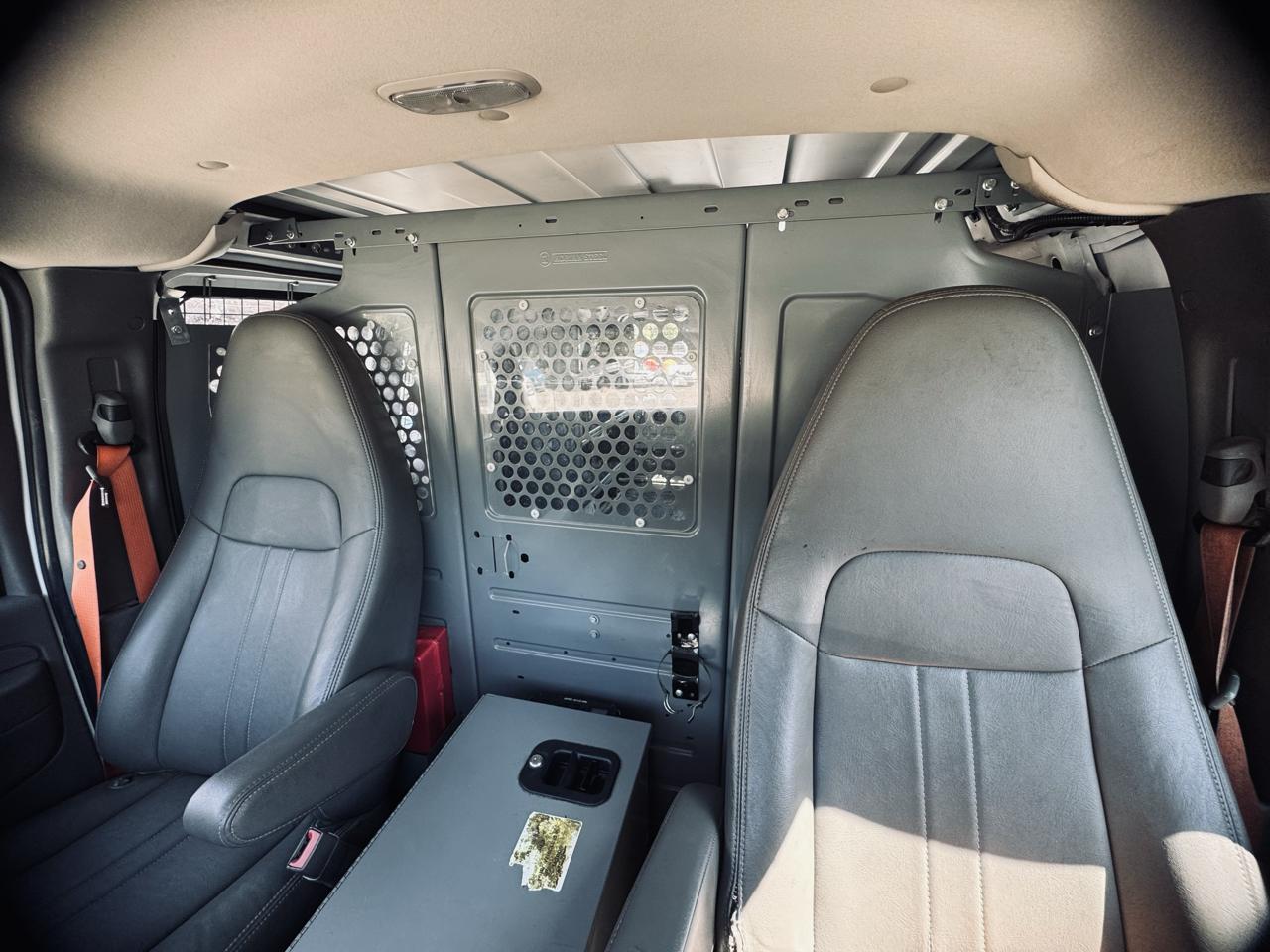 Chevrolet Express Cargo Van RWD 2500 135" 2015