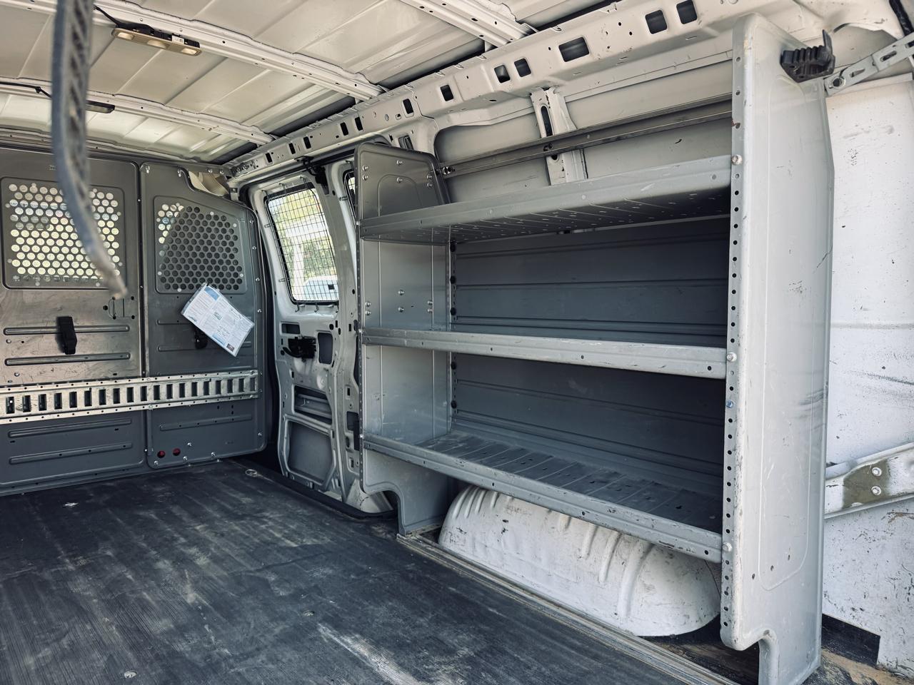 Chevrolet Express Cargo Van RWD 2500 135" 2015