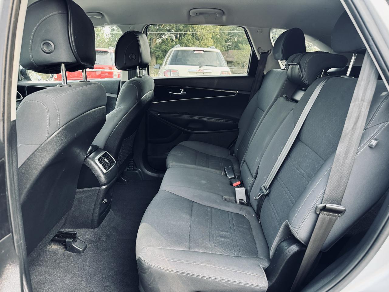 Kia Sorento L FWD 2017