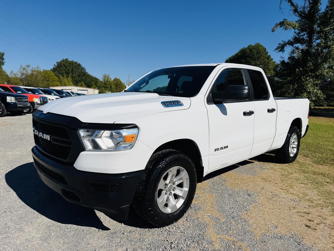 RAM 1500 2WD Crew Cab 140.5" Express 2022
