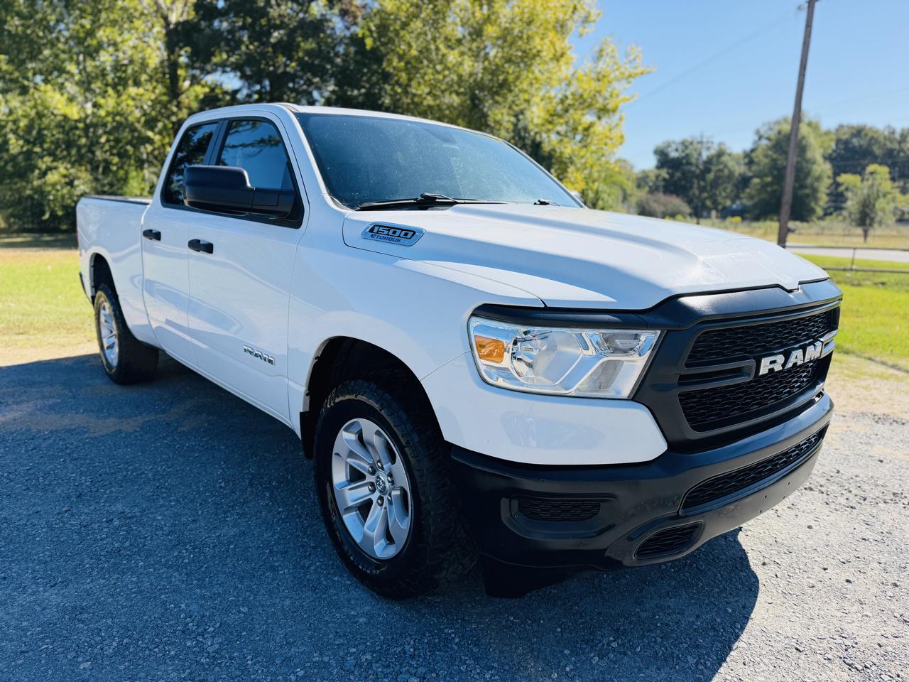 RAM 1500 2WD Crew Cab 140.5" Express 2022