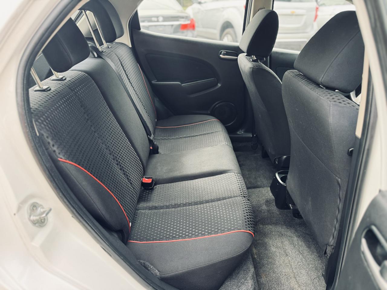 Mazda MAZDA2 4dr HB Auto Touring 2012