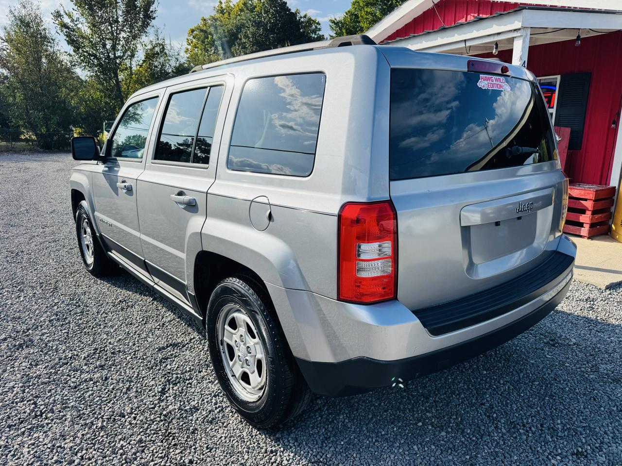 Jeep Patriot FWD 4dr Sport 2015