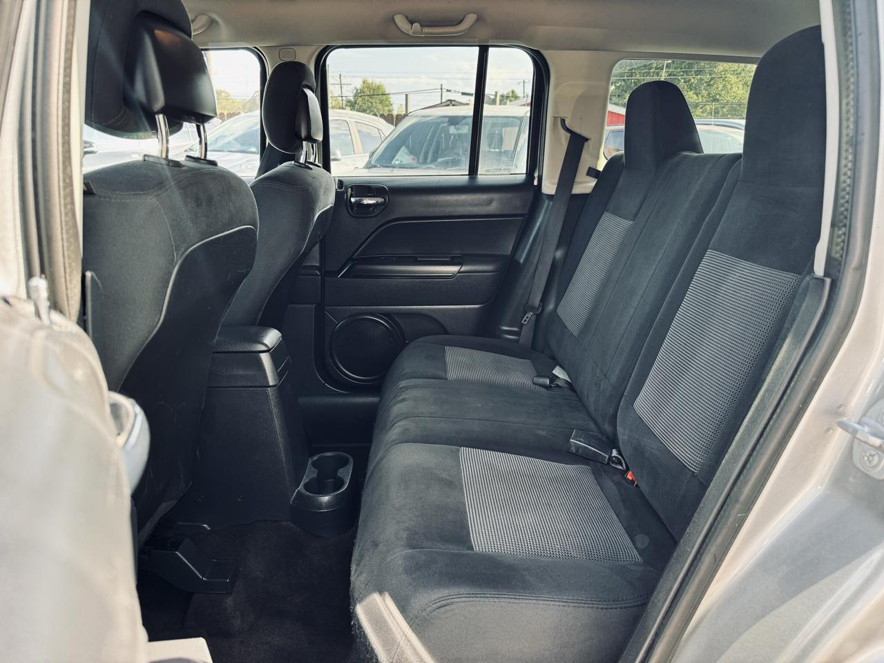 Jeep Patriot FWD 4dr Sport 2015