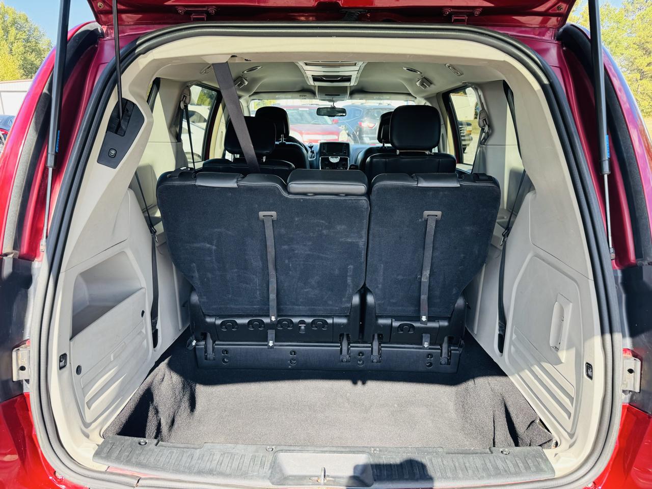 Chrysler Town & Country 4dr Wgn Touring 2012