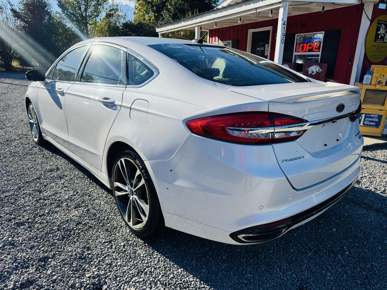 Ford Fusion Titanium FWD 2017
