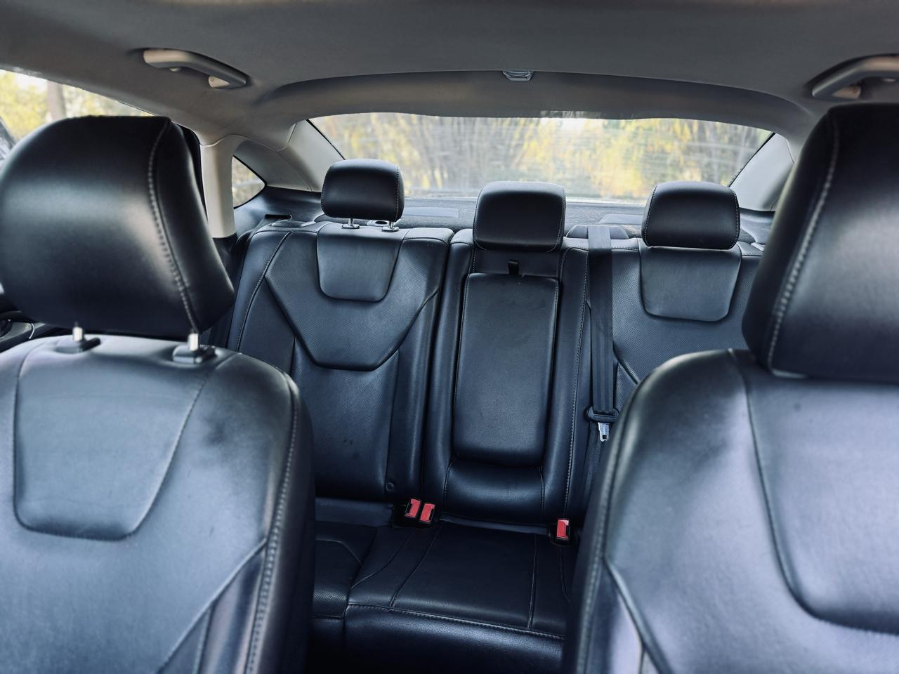 Ford Fusion Titanium FWD 2017