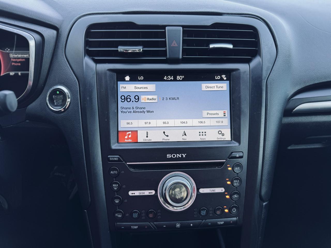 Ford Fusion Titanium FWD 2017