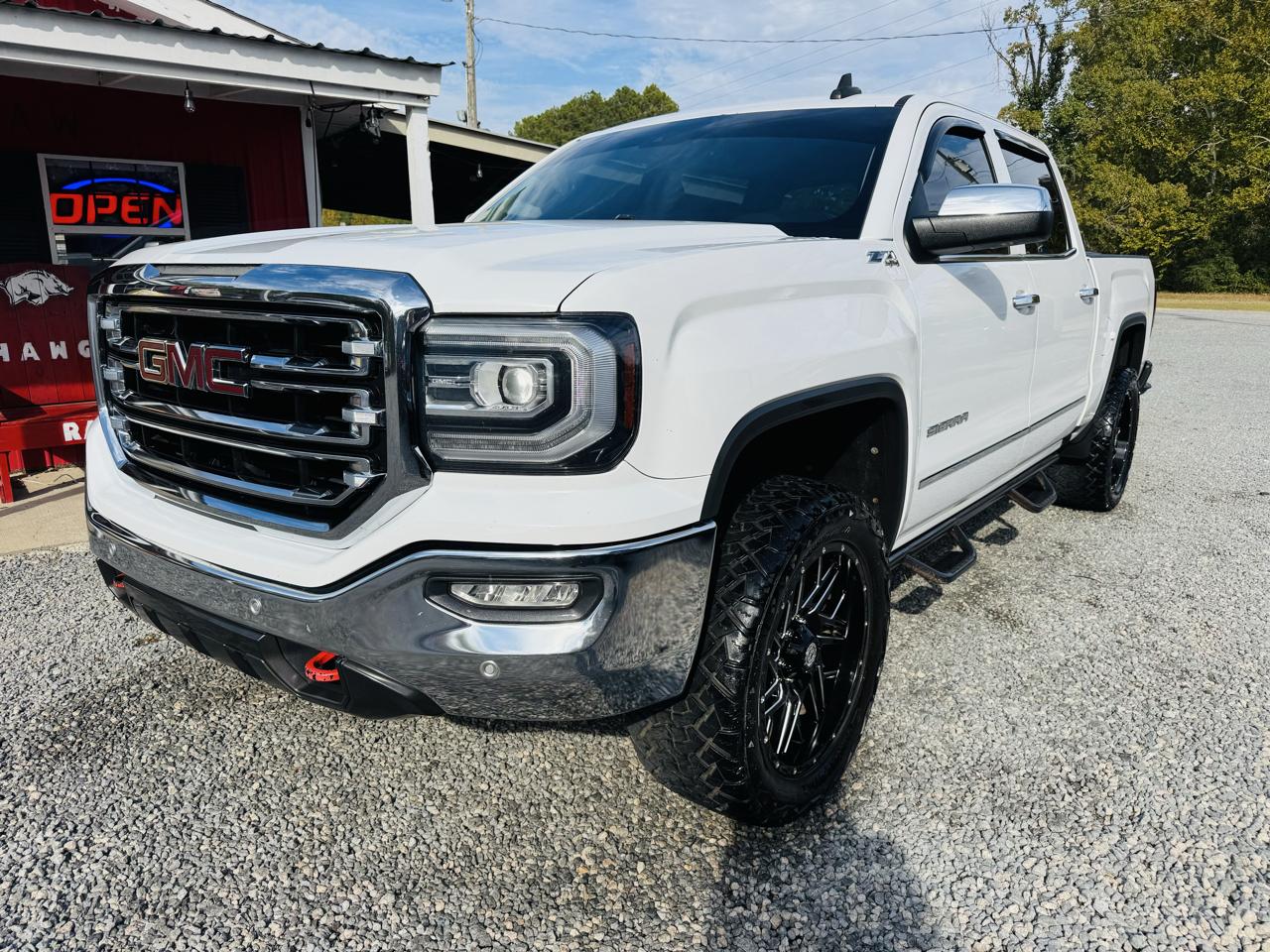 GMC Sierra 1500 4WD Crew Cab 143.5" SLT 2018