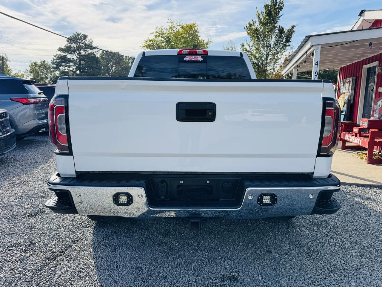GMC Sierra 1500 4WD Crew Cab 143.5" SLT 2018