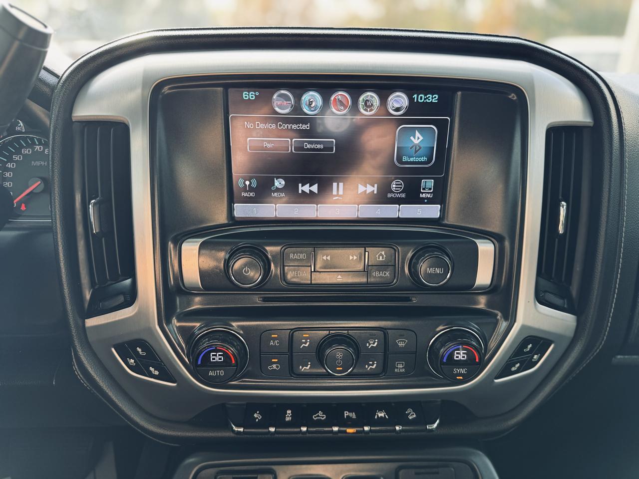 GMC Sierra 1500 4WD Crew Cab 143.5" SLT 2018