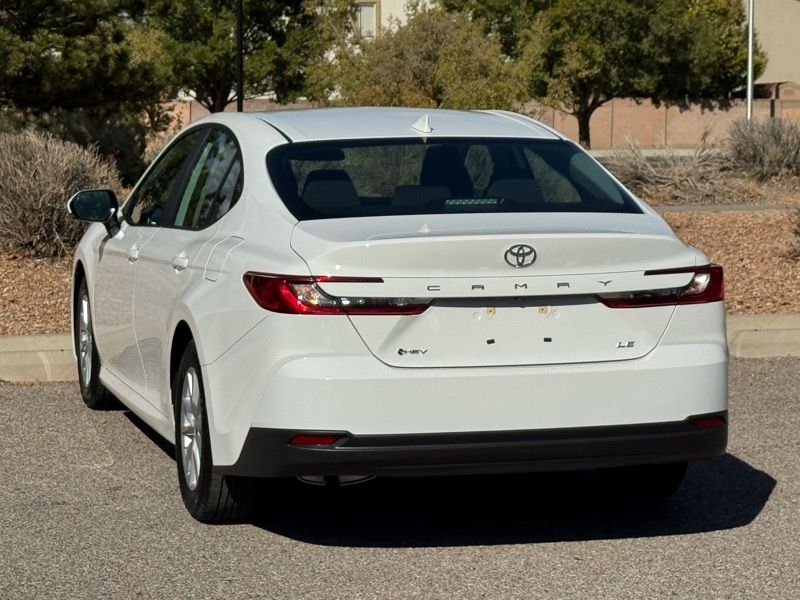 Toyota Camry 4dr Sdn I4 Auto LE (Natl) 2025 Toyota Camry 4dr Sdn I4 Auto LE (Natl) 2025