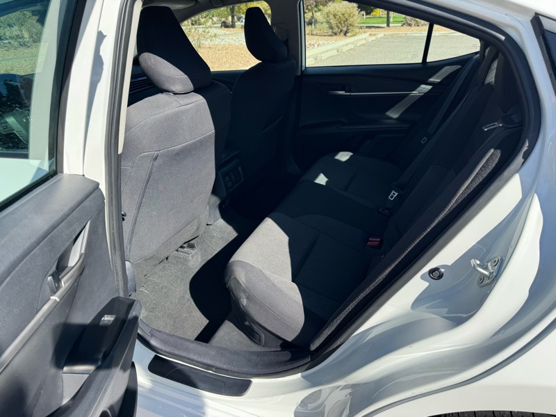 Toyota Camry 4dr Sdn I4 Auto LE (Natl) 2025 Toyota Camry 4dr Sdn I4 Auto LE (Natl) 2025