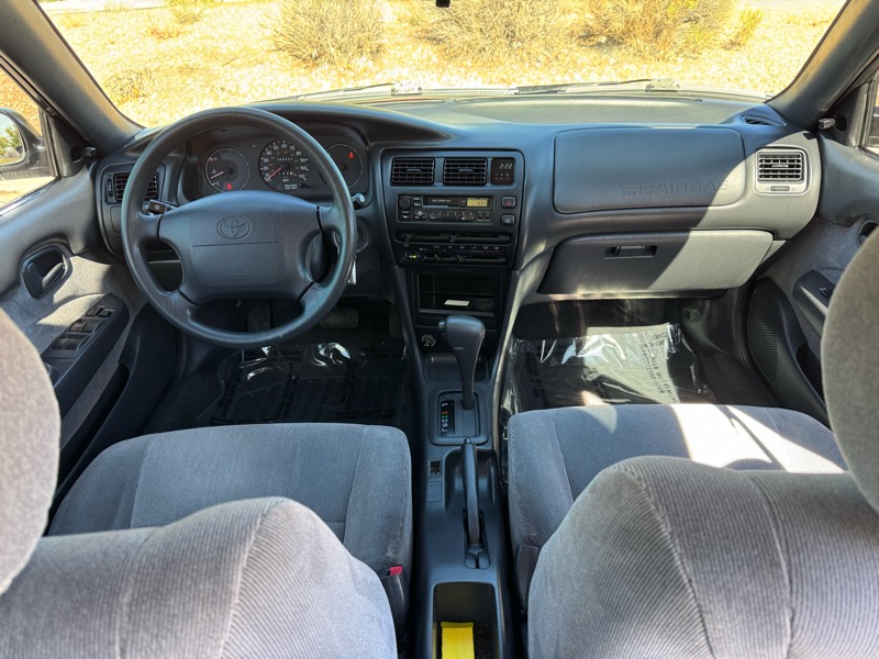 Toyota Corolla 4dr Sedan Deluxe 5-Spd 1.8L 1994 Toyota Corolla 4dr Sedan Deluxe 5-Spd 1.8L 1994