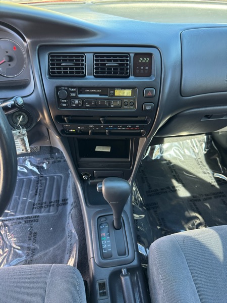 Toyota Corolla 4dr Sedan Deluxe 5-Spd 1.8L 1994 Toyota Corolla 4dr Sedan Deluxe 5-Spd 1.8L 1994