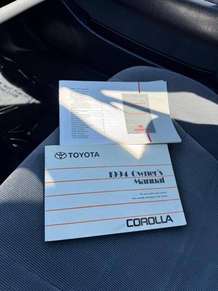 Toyota Corolla 4dr Sedan Deluxe 5-Spd 1.8L 1994 Toyota Corolla 4dr Sedan Deluxe 5-Spd 1.8L 1994