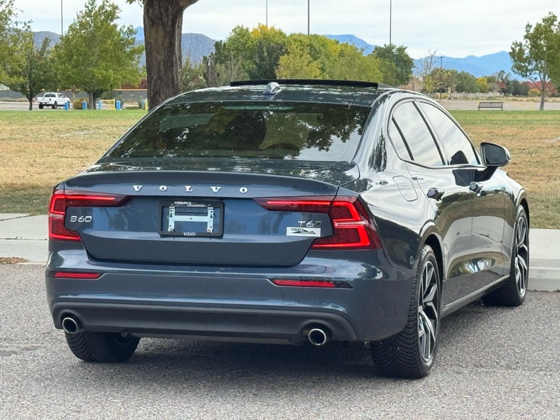 Volvo S60 T6 AWD Momentum 2020 Volvo S60 T6 AWD Momentum 2020