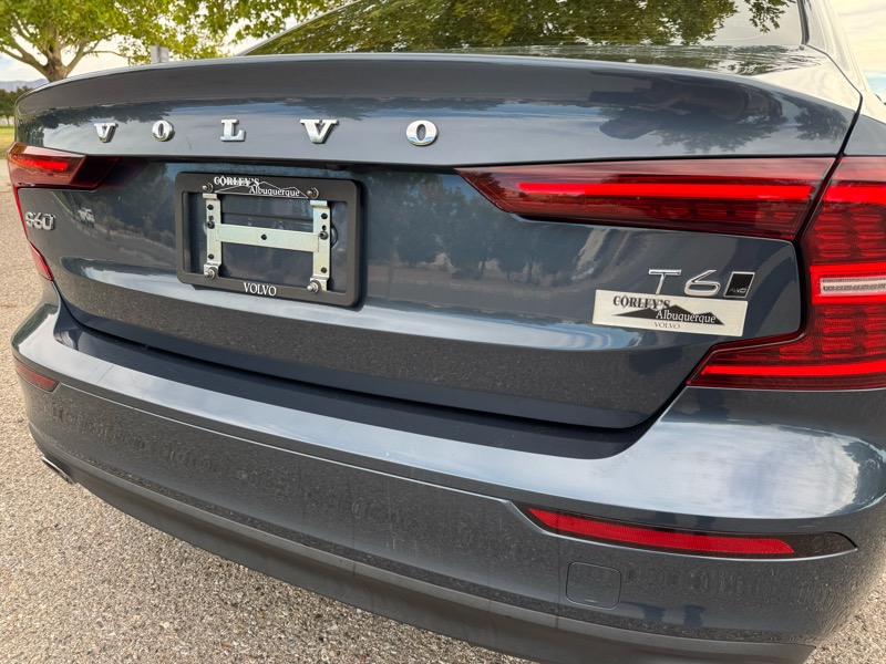 Volvo S60 T6 AWD Momentum 2020 Volvo S60 T6 AWD Momentum 2020