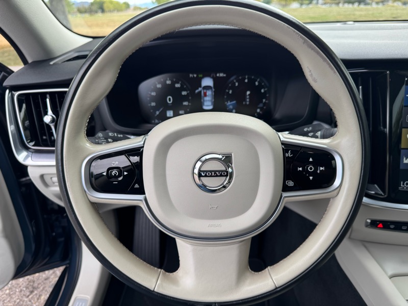 Volvo S60 T6 AWD Momentum 2020 Volvo S60 T6 AWD Momentum 2020