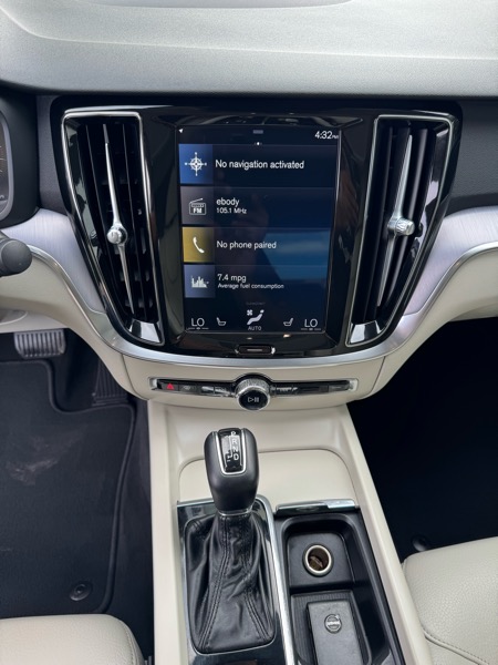 Volvo S60 T6 AWD Momentum 2020 Volvo S60 T6 AWD Momentum 2020