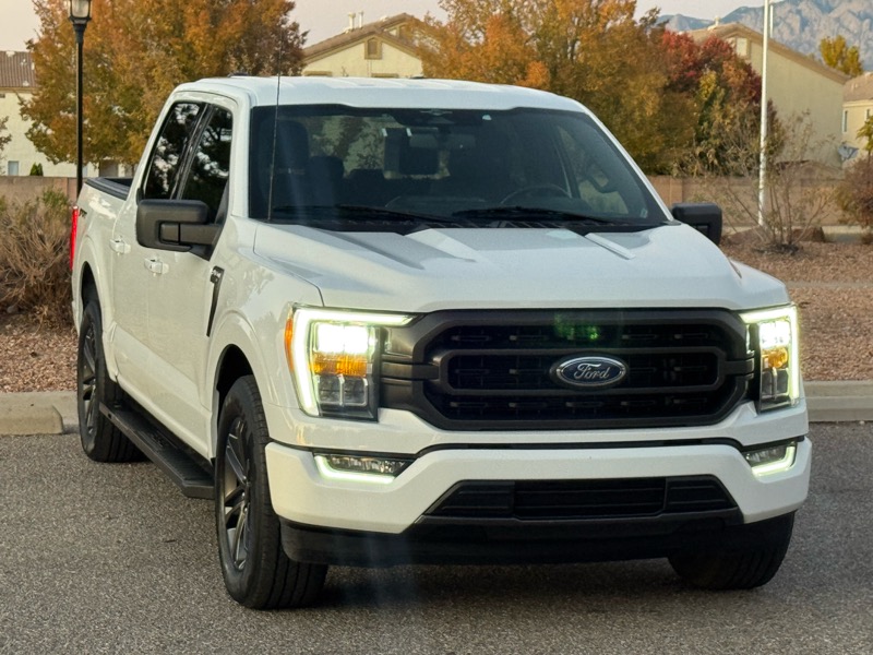 2023 Ford F-150 2WD SuperCrew 150" XLT