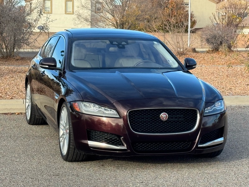 2017 Jaguar XF 35t Prestige RWD