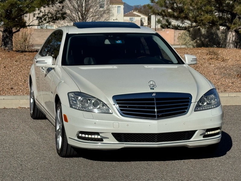 2012 Mercedes-Benz S-Class 4dr Sdn S 550 RWD