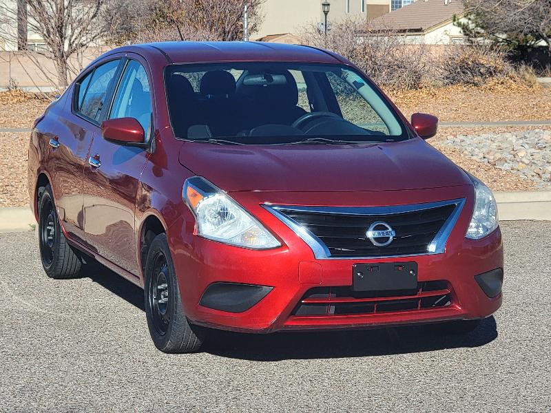 Nissan Versa 4dr Sdn CVT 1.6 S Plus 2016