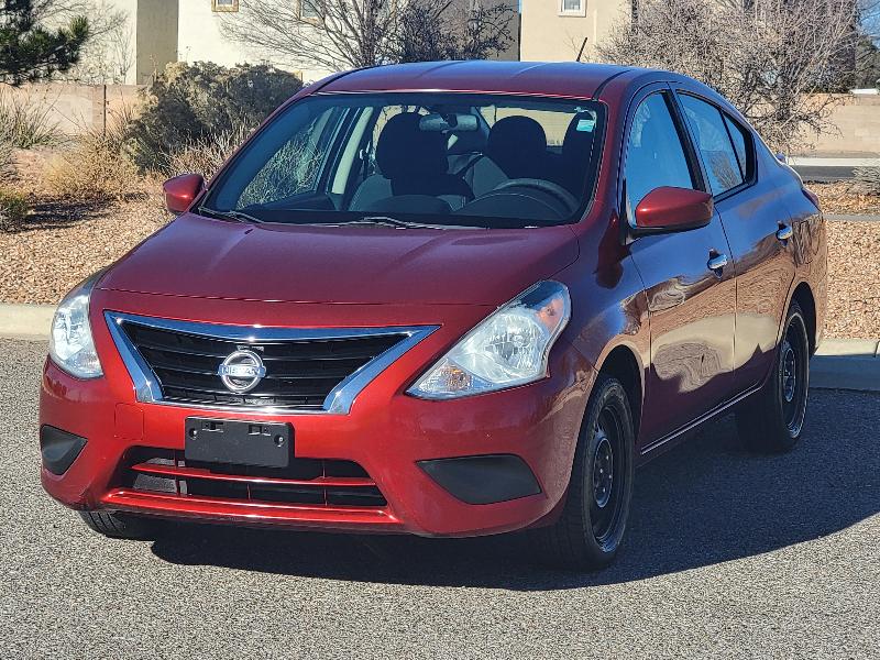 Nissan Versa 4dr Sdn CVT 1.6 S Plus 2016