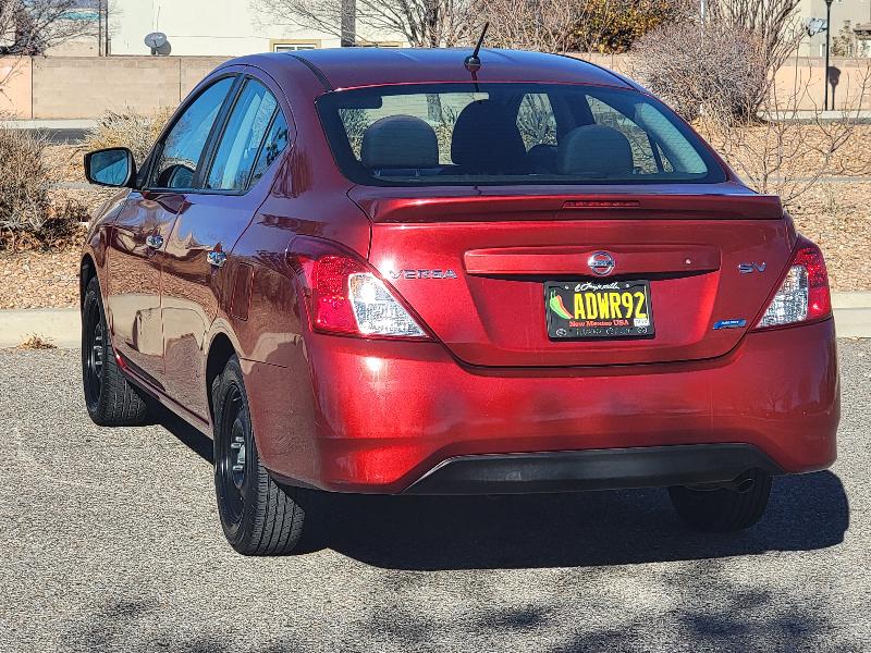 Nissan Versa 4dr Sdn CVT 1.6 S Plus 2016
