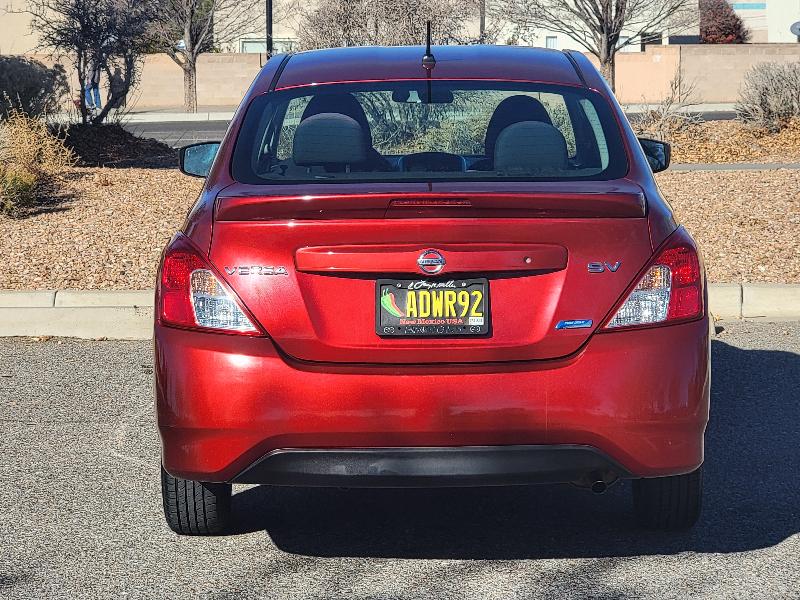 Nissan Versa 4dr Sdn CVT 1.6 S Plus 2016