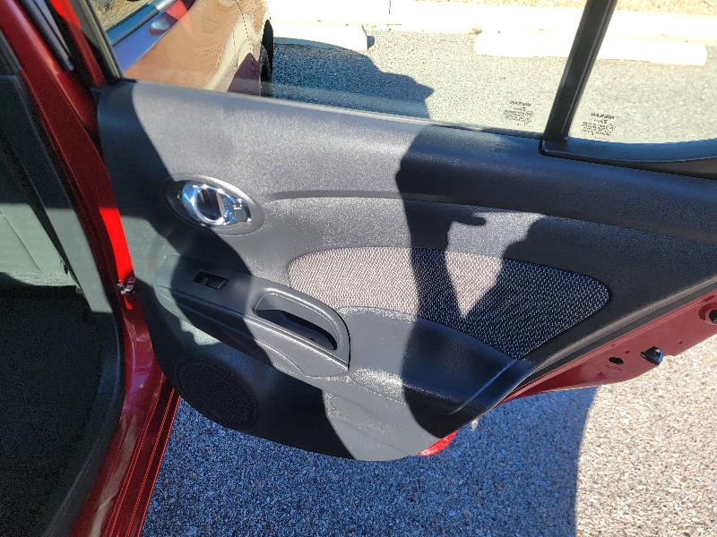 Nissan Versa 4dr Sdn CVT 1.6 S Plus 2016