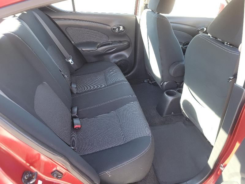 Nissan Versa 4dr Sdn CVT 1.6 S Plus 2016