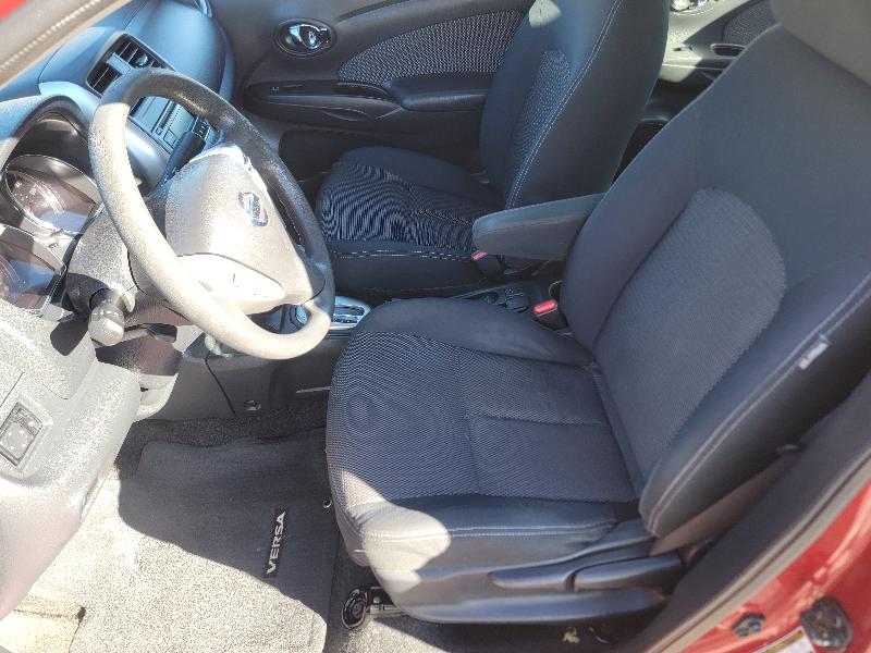 Nissan Versa 4dr Sdn CVT 1.6 S Plus 2016