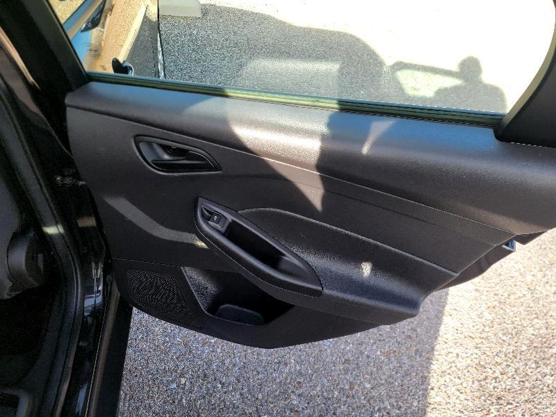 Ford Focus 5dr HB SE 2012