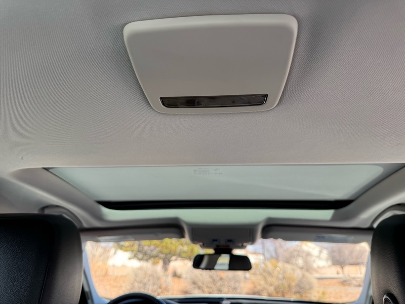 Jaguar XF 4dr Sdn 35t Premium RWD 2016