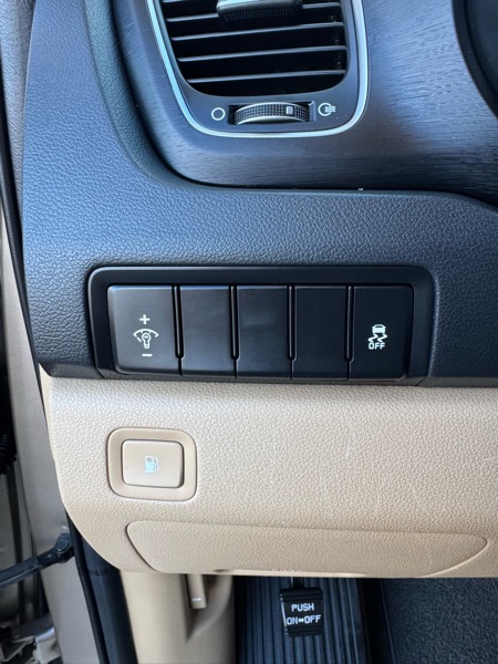 Kia Sedona 4dr Wgn LX 2015